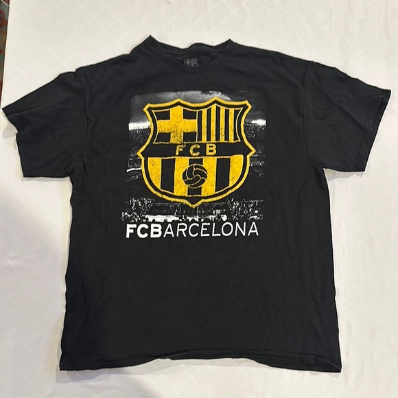 FC Barcelona FCBarcelona FCB Black‎ T tee Shirt with Gold Logo Men’s XL - Picture 1 of 3